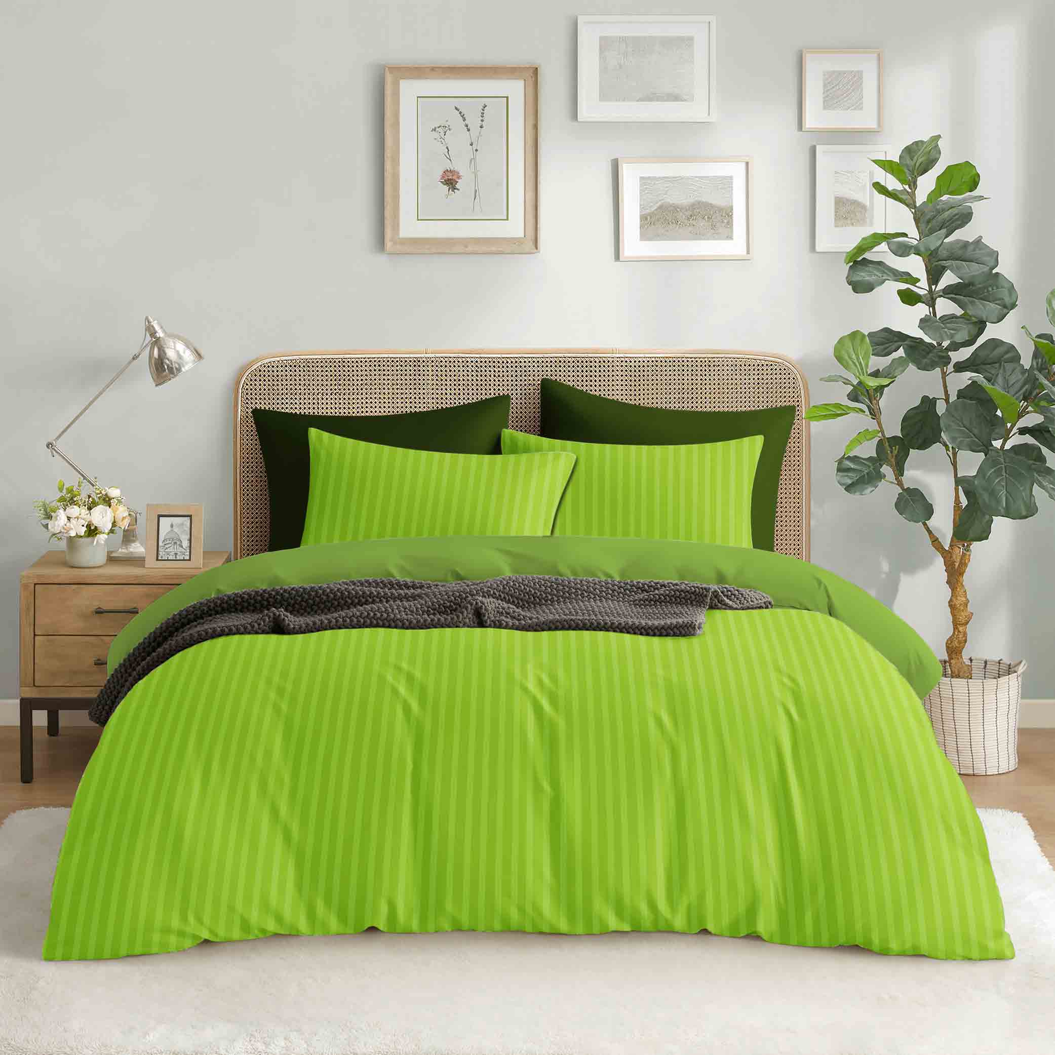 Polyester Bedsheet Manufacturer & Suppilers in India
